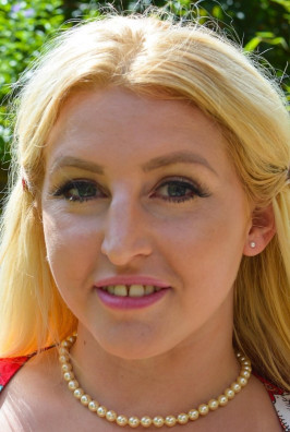 Loula Lou from LARASPLAYGROUND